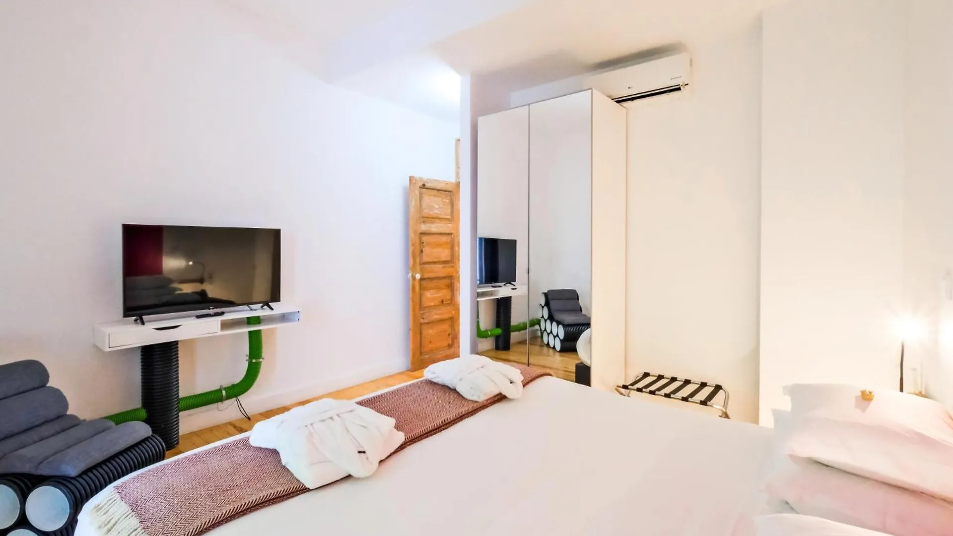 Chiado Arty Flats Aparthotel Lisbon