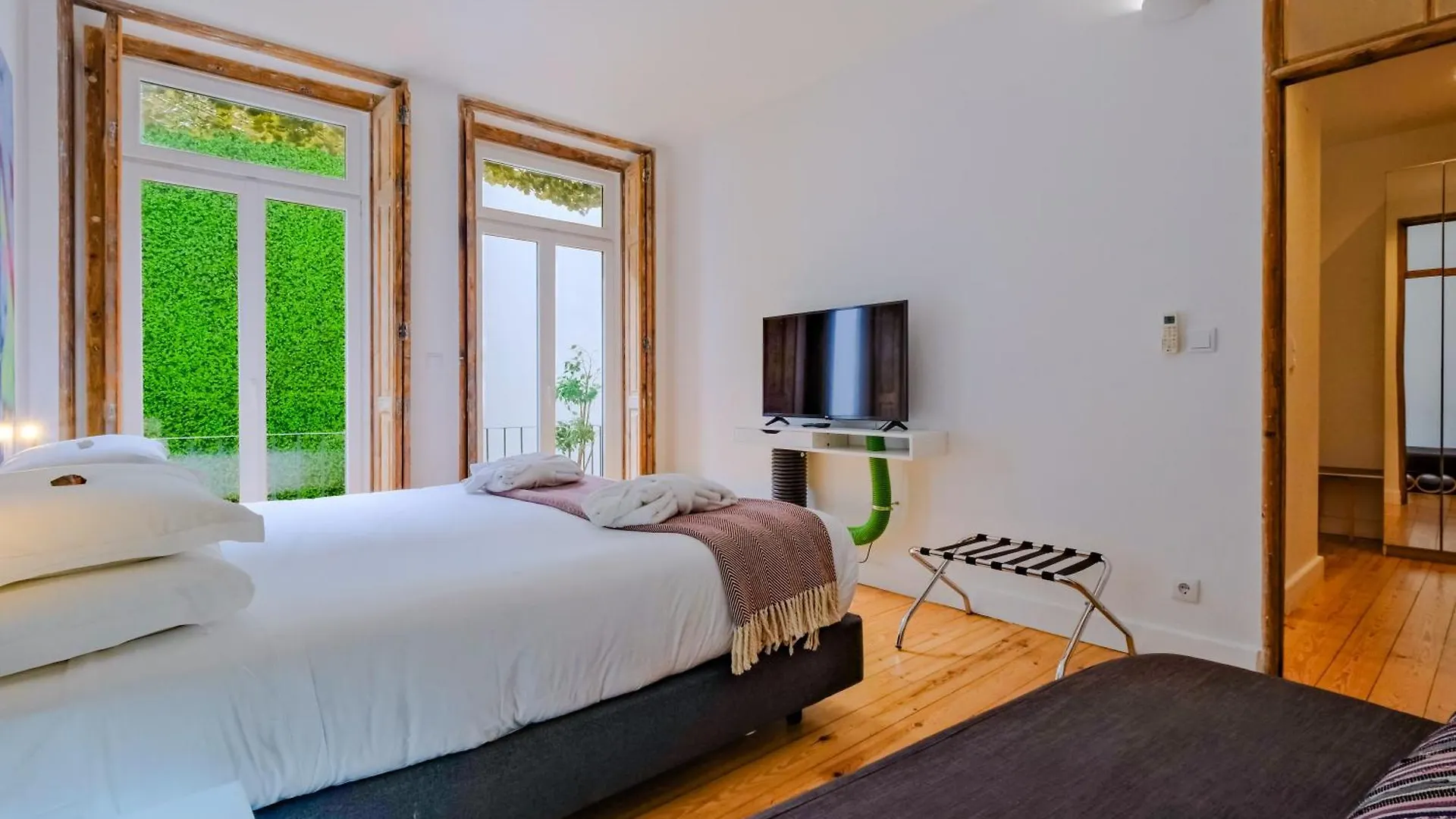Chiado Arty Flats Aparthotel Lisboa 4*,