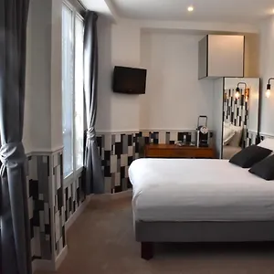 Tilde 3*, Paris Frankrig