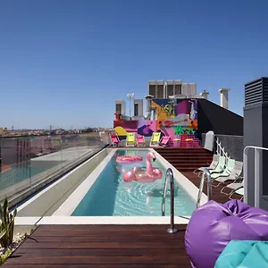 3* Hotell Moxy